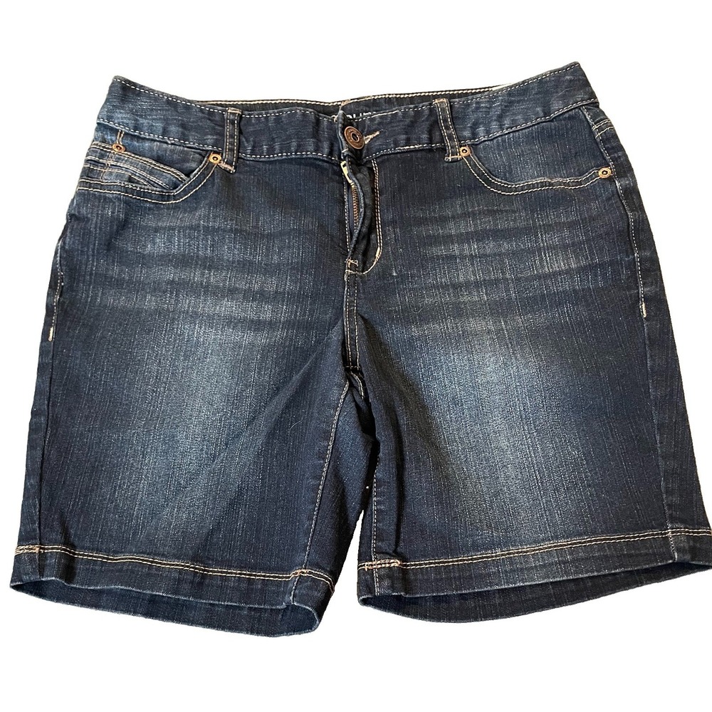 Maurices Denim Shorts Womens 7/8 Blue Dark Washed 7" Inseam Classic Outdoor